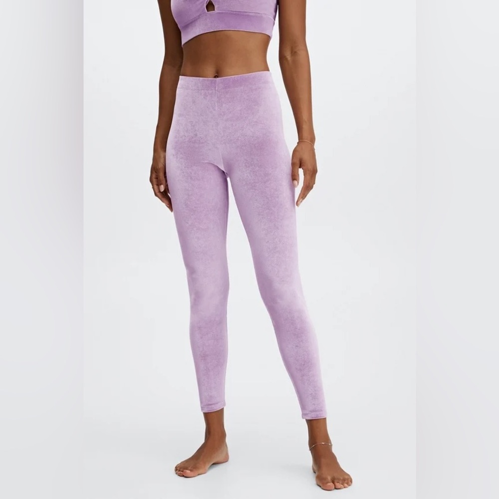 NWT Fabletics Emma Velour Leggings